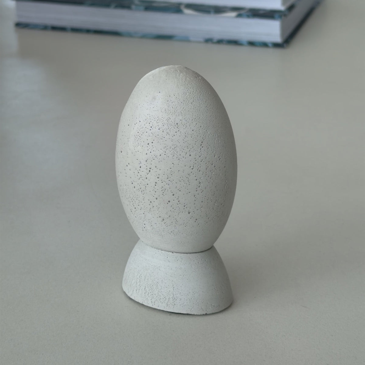 CONCRETE EGG LIGHTER SLEEVE